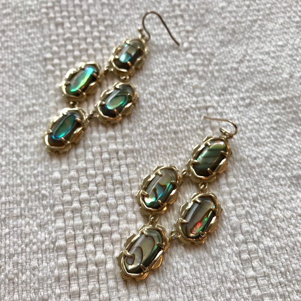 Kendra Scott Black Mother-of-Pearl ‘Carla’ Earring